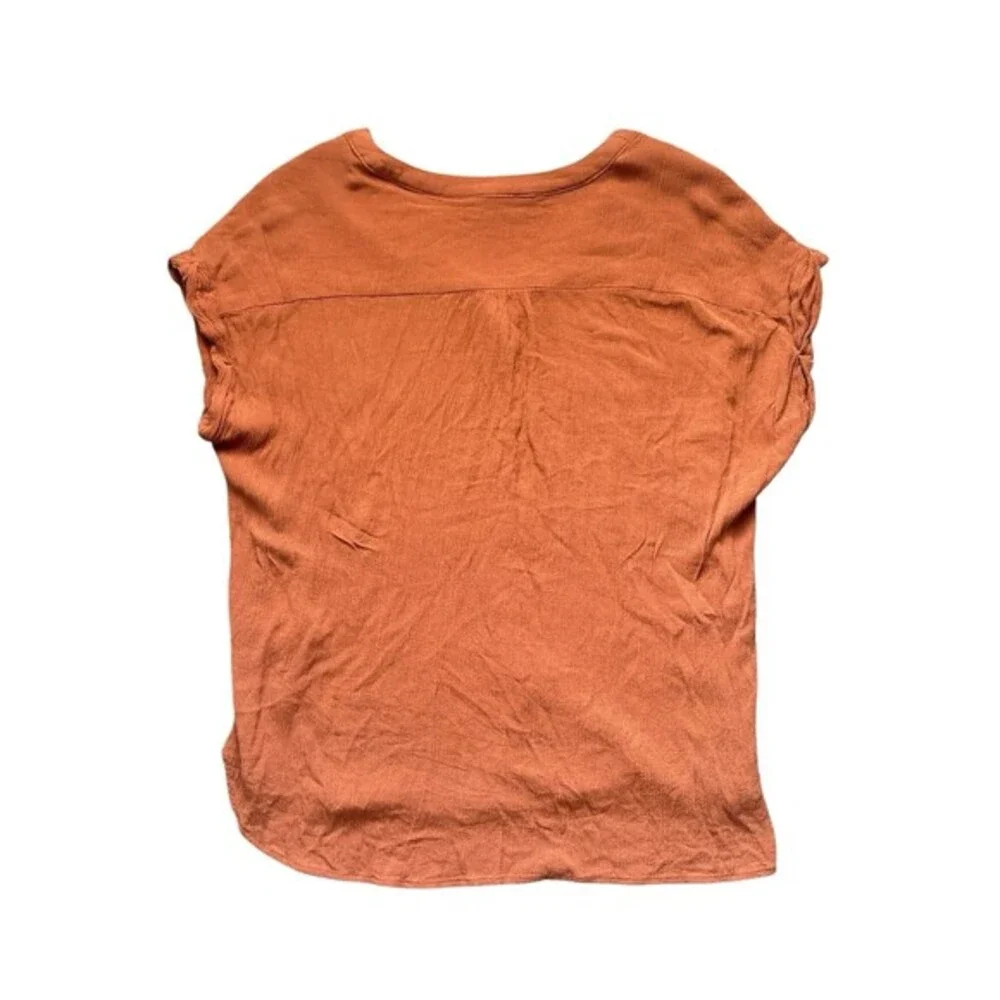 Orvis‎ Women's Large Burnt Orange Rust Woven Crinkle Crape Button Front Blouse - Picture 5 of 5